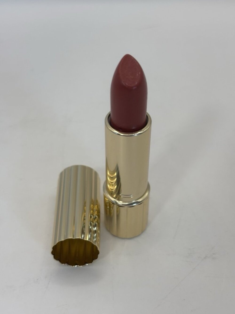 Estee Lauder Futurist Full Treatment Lipstick 04 Blazing Berry SPF 15 Gold Tube